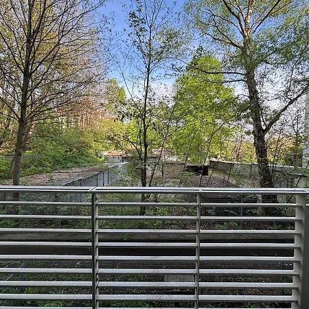 Cosy With Balcony In Niebuszewo 48m2 아파트 슈체친